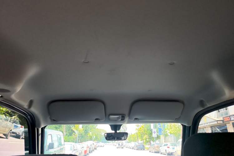 Used Wuling Zhiguang New Energy 2025 Standard Model Headliner