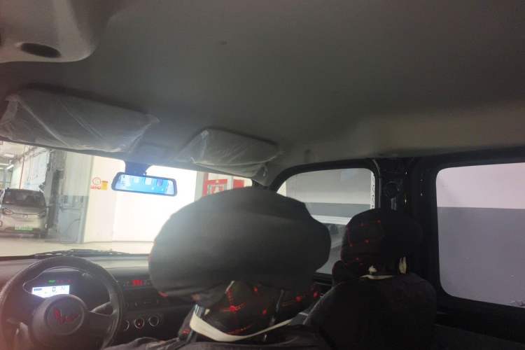 Used Wuling Zhiguang New Energy 2025 Standard Model Headliner