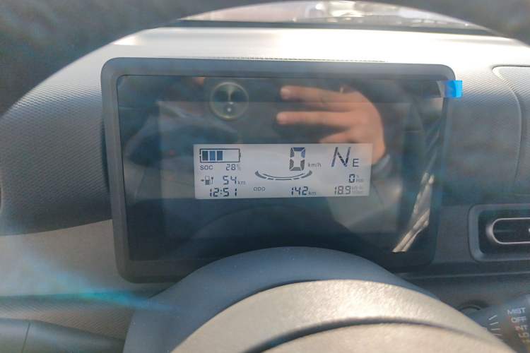 Used Wuling Zhiguang New Energy 2025 Standard Model Instrument Cluster