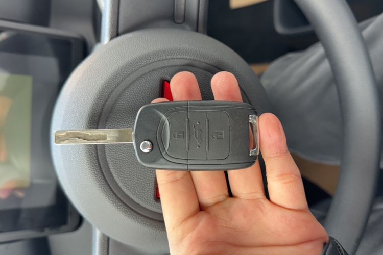 Used Wuling Zhiguang New Energy 2025 Standard Model Interior 1