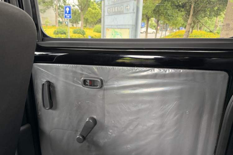 Used Wuling Zhiguang New Energy 2025 Comfort Model Interior 10