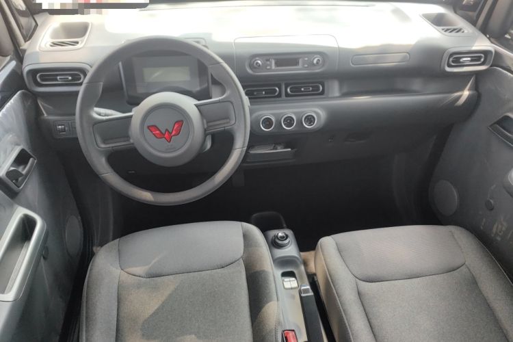 Used Wuling Zhiguang New Energy 2025 Comfort Model Interior 2