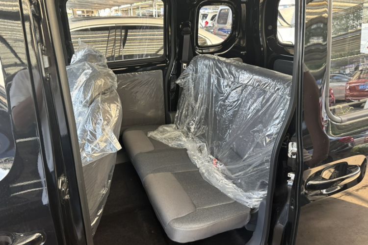 Used Wuling Zhiguang New Energy 2025 Comfort Model Interior 7