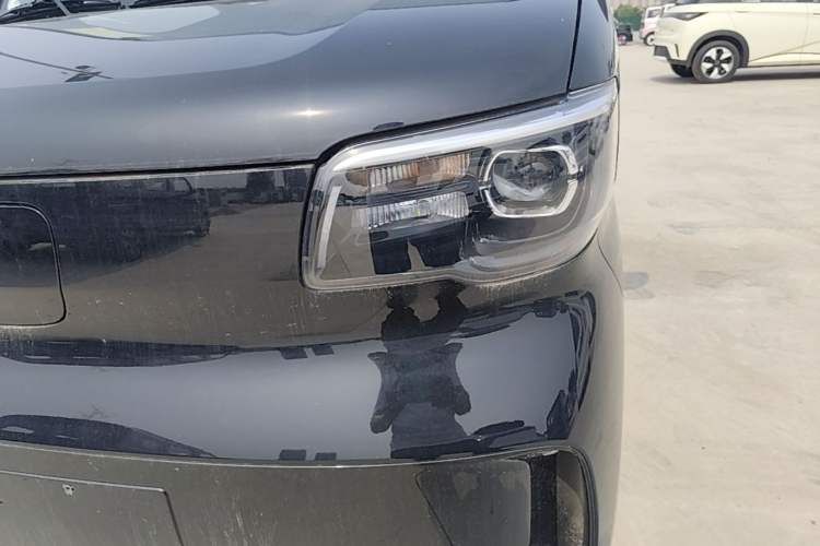 Used Wuling Zhiguang New Energy 2025 Comfort Model Left Front Headlight