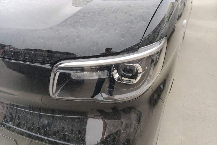 Used Wuling Zhiguang New Energy 2025 Comfort Model Left Front Headlight