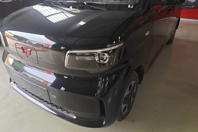 Used Wuling Zhiguang New Energy 2025 Comfort Model Left Front Headlight