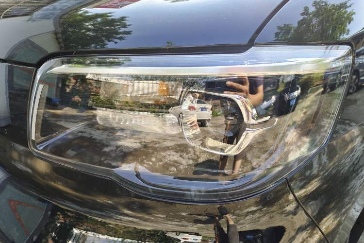 Used Wuling Zhiguang New Energy 2025 Comfort Model Left Front Headlight