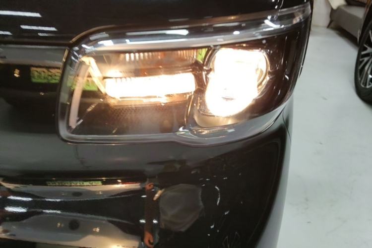 Used Wuling Zhiguang New Energy 2025 Comfort Model Left Front Headlight