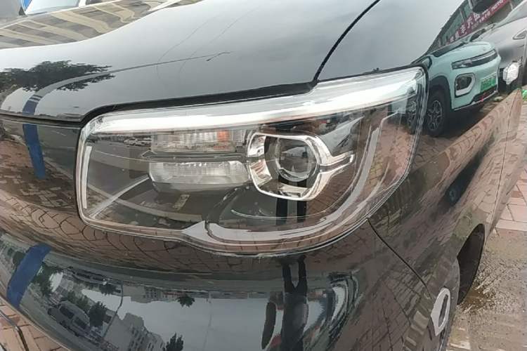 Used Wuling Zhiguang New Energy 2025 Comfort Model Left Front Headlight