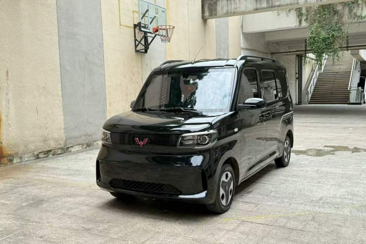 Used Wuling Zhiguang New Energy 2025 Comfort Model Left Front Headlight