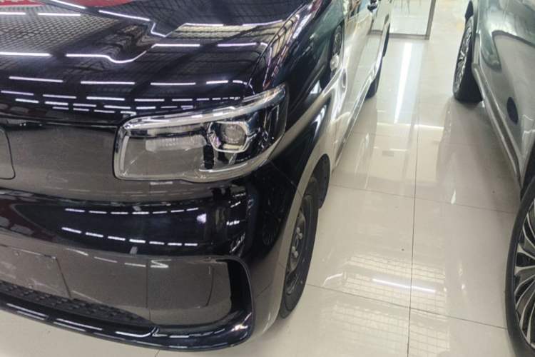 Used Wuling Zhiguang New Energy 2025 Standard Model Left Front Headlight