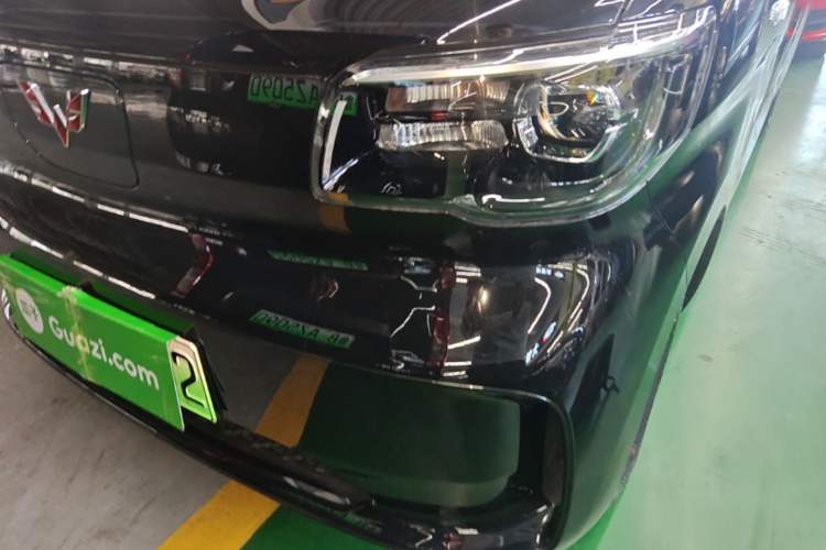 Used Wuling Zhiguang New Energy 2025 Standard Model Left Front Headlight