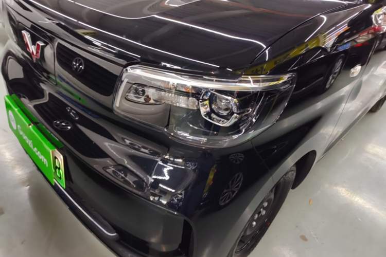 Used Wuling Zhiguang New Energy 2025 Standard Model Left Front Headlight