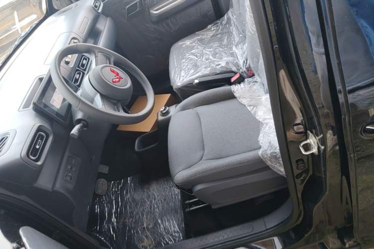 Used Wuling Zhiguang New Energy 2025 Comfort Model Left Front Seat
