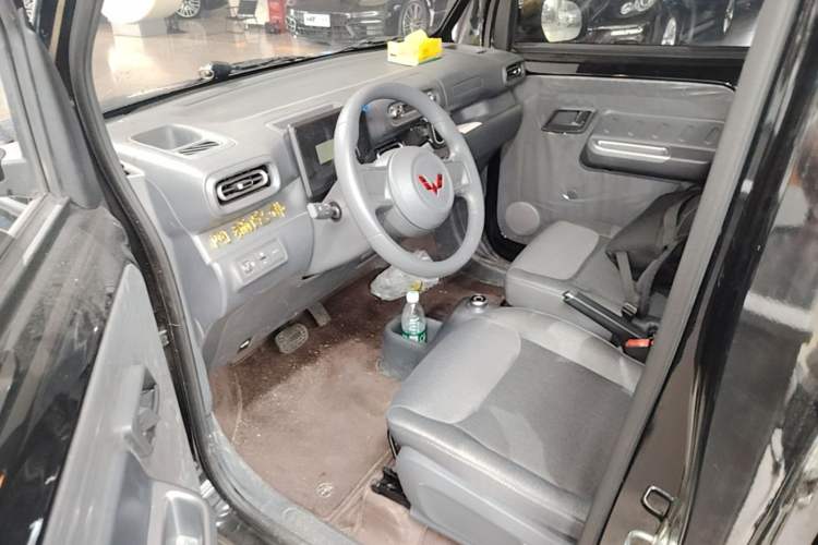 Used Wuling Zhiguang New Energy 2025 Comfort Model Left Front Seat