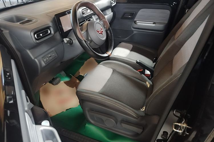 Used Wuling Zhiguang New Energy 2025 Model 305km Ambitious Edition Left Front Seat