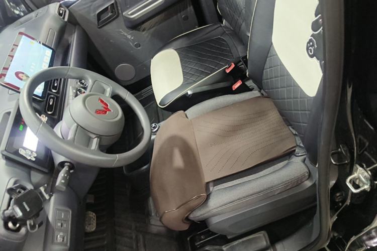 Used Wuling Zhiguang New Energy 2025 Standard Model Left Front Seat
