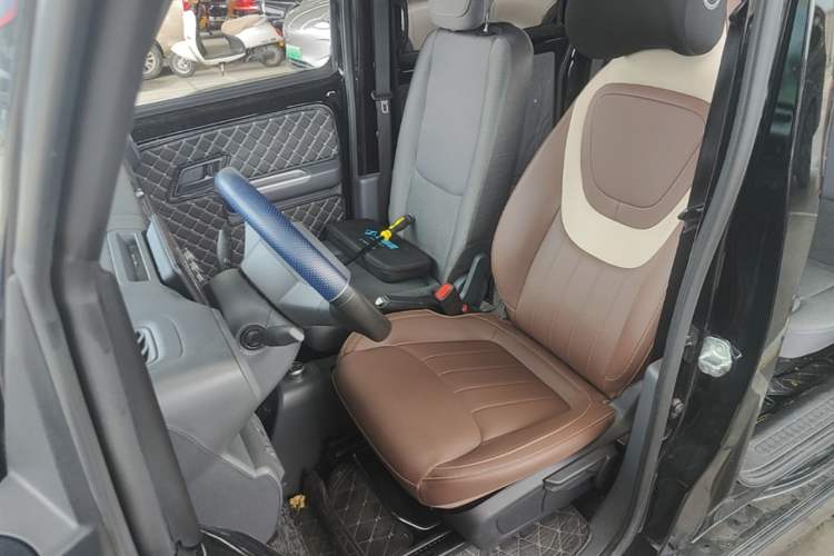 Used Wuling Zhiguang New Energy 2025 Comfort Model Left Front Seat