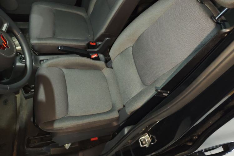 Used Wuling Zhiguang New Energy 2025 Comfort Model Left Front Seat
