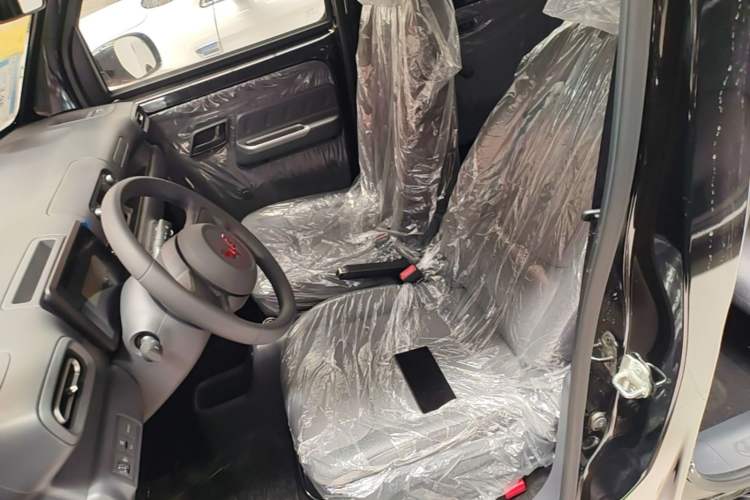 Used Wuling Zhiguang New Energy 2025 Comfort Model Left Front Seat