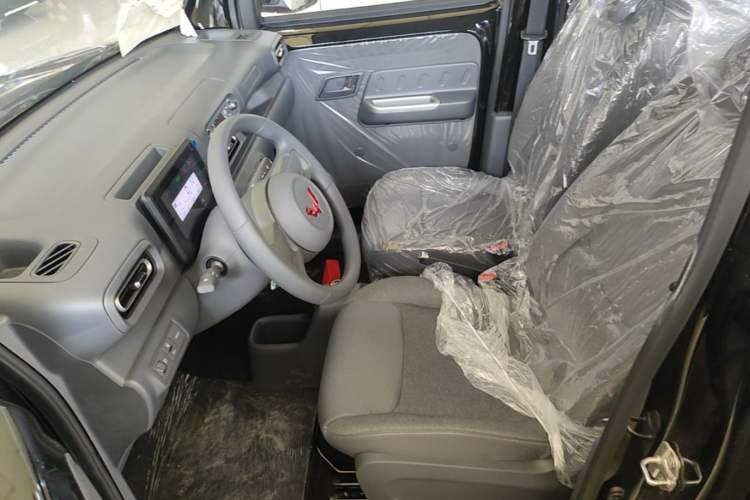Used Wuling Zhiguang New Energy 2025 Standard Model Left Front Seat