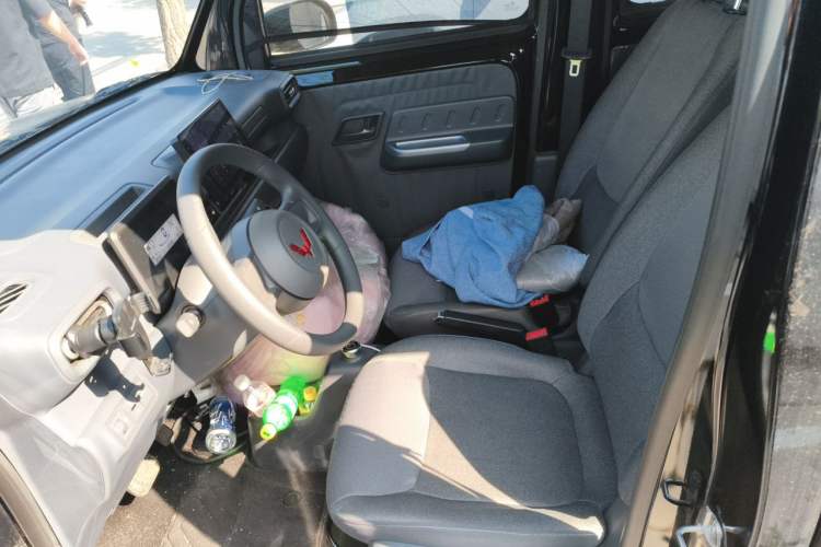 Used Wuling Zhiguang New Energy 2025 Standard Model Left Front Seat