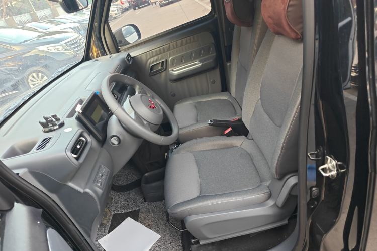 Used Wuling Zhiguang New Energy 2025 Comfort Model Left Front Seat