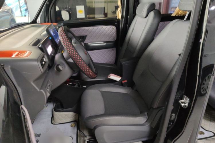 Used Wuling Zhiguang New Energy 2025 Comfort Model Left Front Seat