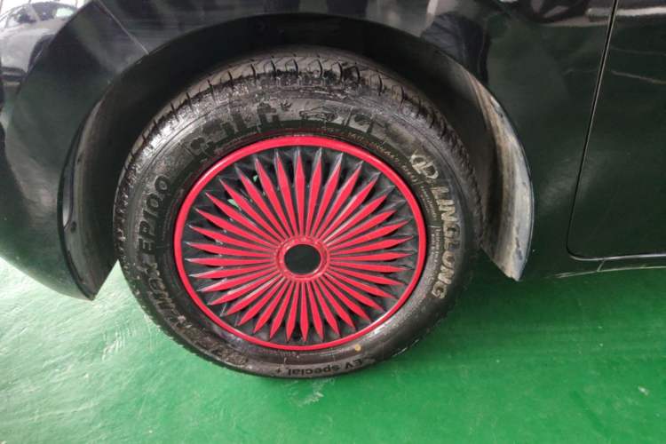 Used Wuling Zhiguang New Energy 2025 Comfort Model Left Front Wheel Hub