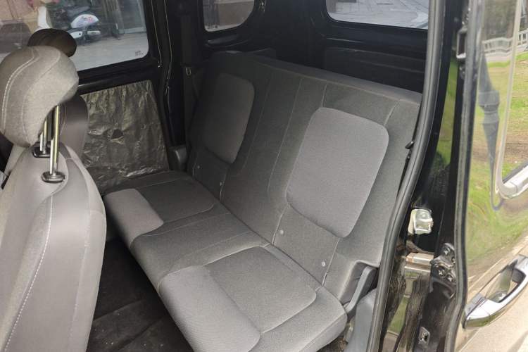 Used Wuling Zhiguang New Energy 2025 Comfort Model Left Rear Seat