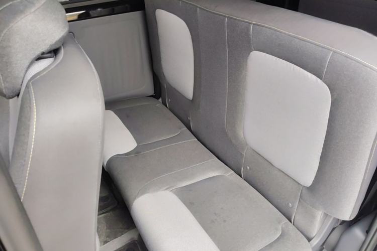 Used Wuling Zhiguang New Energy 2025 Model 305km Ambitious Edition Left Rear Seat