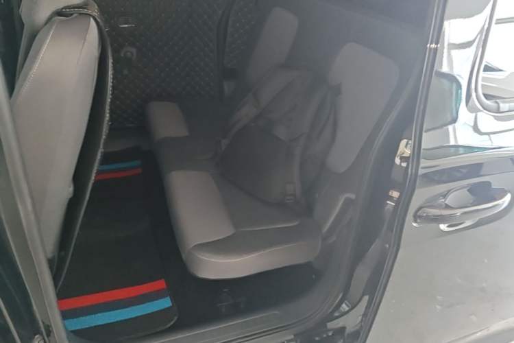 Used Wuling Zhiguang New Energy 2025 Standard Model Left Rear Seat