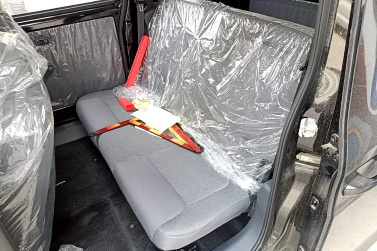 Used Wuling Zhiguang New Energy 2025 Comfort Model Left Rear Seat