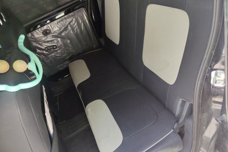 Used Wuling Zhiguang New Energy 2025 Model 305km Ambitious Edition Left Rear Seat