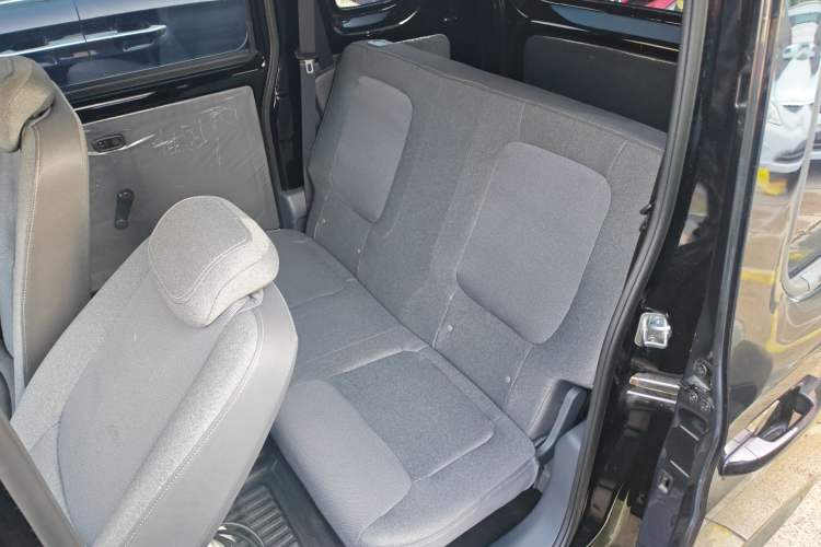 Used Wuling Zhiguang New Energy 2025 Comfort Model Left Rear Seat