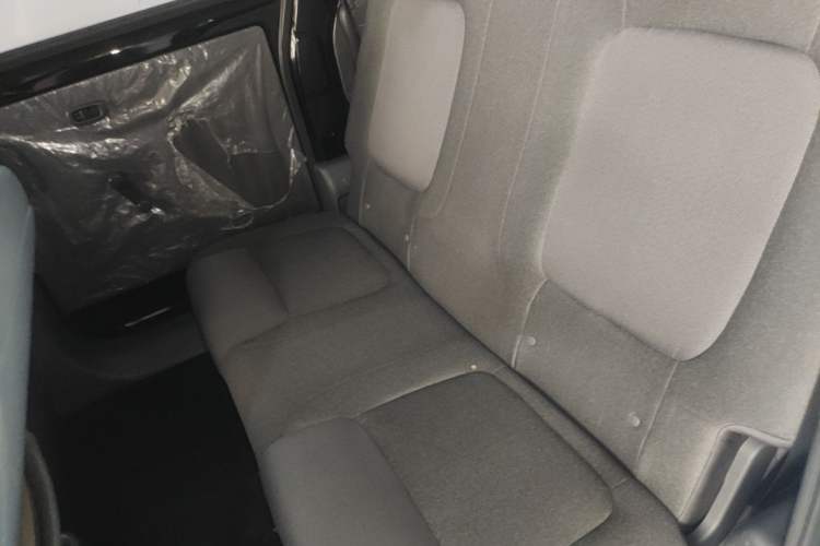 Used Wuling Zhiguang New Energy 2025 Standard Model Left Rear Seat