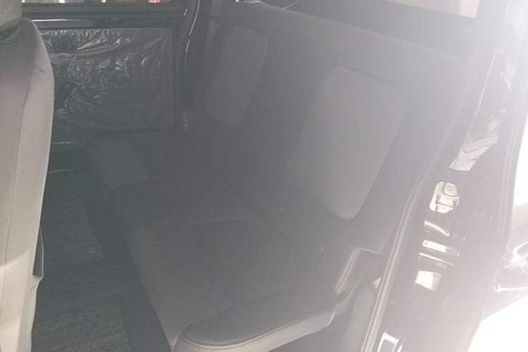Used Wuling Zhiguang New Energy 2025 Comfort Model Left Rear Seat