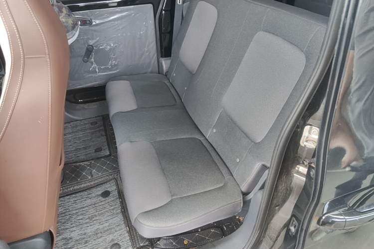 Used Wuling Zhiguang New Energy 2025 Comfort Model Left Rear Seat