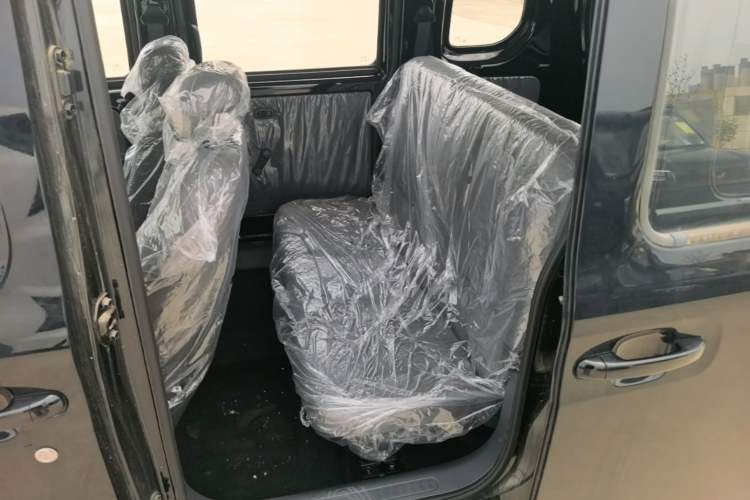 Used Wuling Zhiguang New Energy 2025 Comfort Model Left Rear Seat