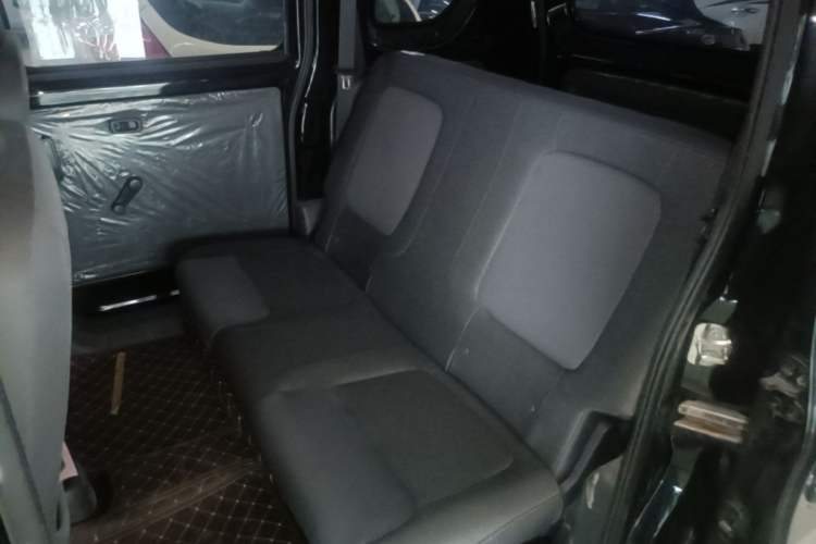 Used Wuling Zhiguang New Energy 2025 Comfort Model Left Rear Seat