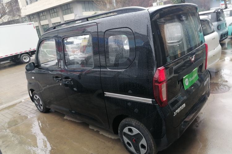 Used Wuling Zhiguang New Energy 2025 Model 305km Ambitious Edition Left Side