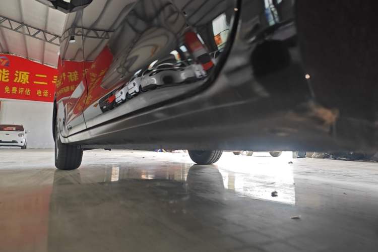 Used Wuling Zhiguang New Energy 2025 Comfort Model Left Side Sill