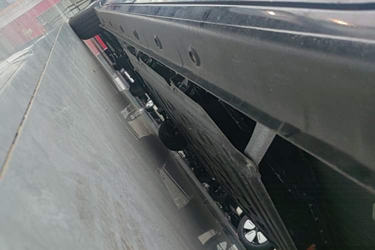 Used Wuling Zhiguang New Energy 2025 Comfort Model Left Side Sill