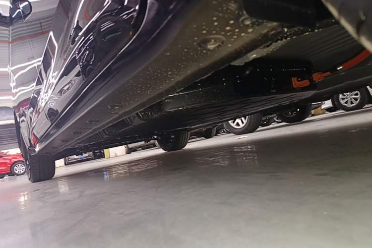 Used Wuling Zhiguang New Energy 2025 Standard Model Left Side Sill