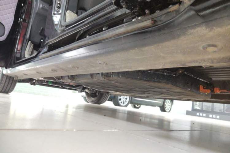 Used Wuling Zhiguang New Energy 2025 Comfort Model Left Side Sill