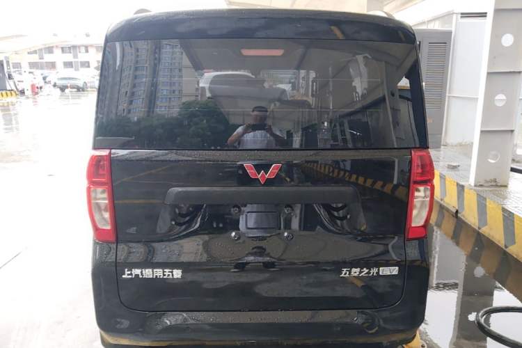 Used Wuling Zhiguang New Energy 2025 Model 305km Ambitious Edition Rear