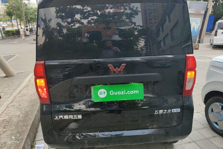 Used Wuling Zhiguang New Energy 2025 Model 305km Ambitious Edition Rear