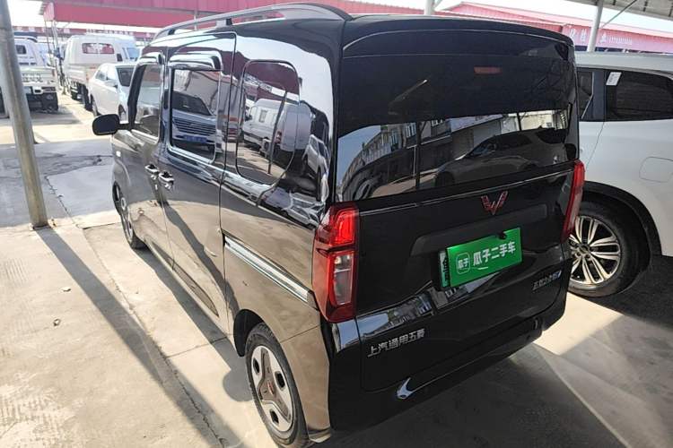 Used Wuling Zhiguang New Energy 2025 Comfort Model Rear Left 45 Deg