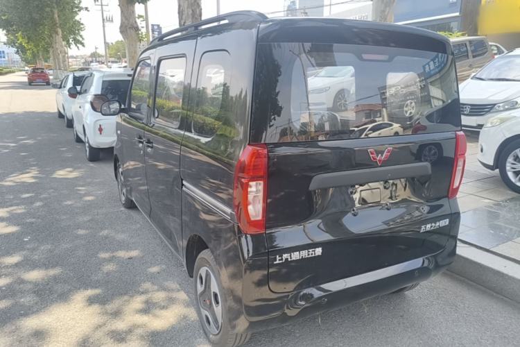 Used Wuling Zhiguang New Energy 2025 Model 305km Ambitious Edition Rear Left 45 Deg