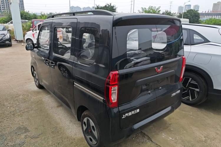 Used Wuling Zhiguang New Energy 2025 Comfort Model Rear Left 45 Deg